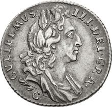 Sixpence 1696 C   "First laureated bust"